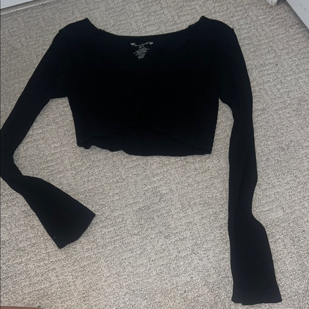 Cotton candy Black cropped spandex long sleeve v neck top